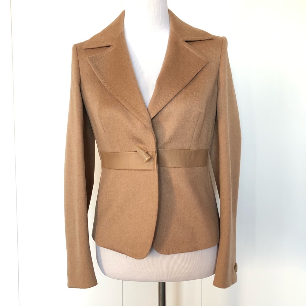 Max Mara cashmere camel blazer